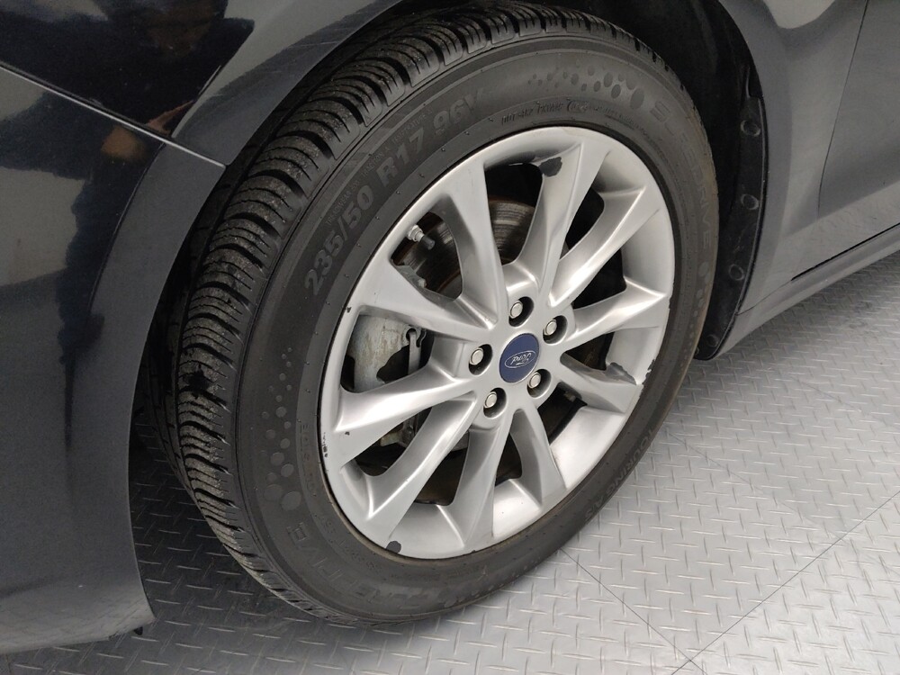 2020 Ford Fusion in Gladstone, MO 64118 - 18087033 31