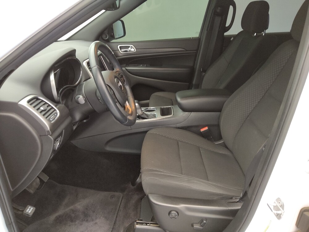 2018 Jeep Grand Cherokee in Gladstone, MO 64118 - 18087034 17