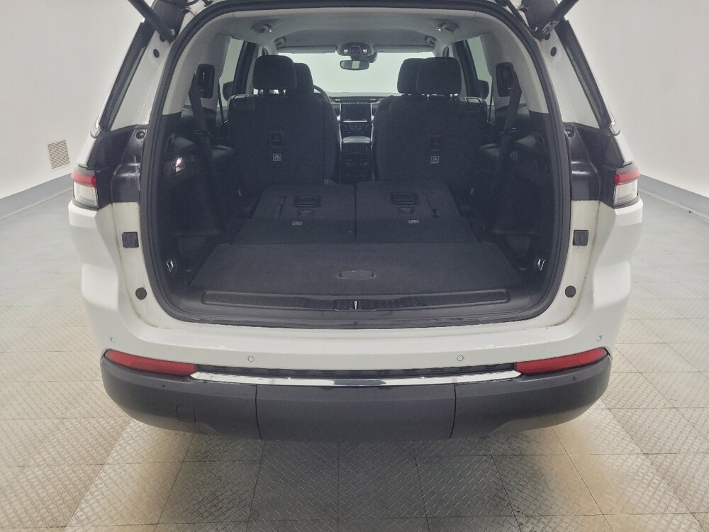 2022 Jeep Grand Cherokee L in Indianapolis, IN 46219 - 18087036 29