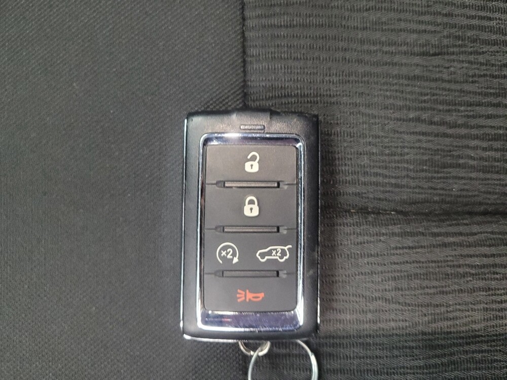 2022 Jeep Grand Cherokee L in Indianapolis, IN 46219 - 18087036 32