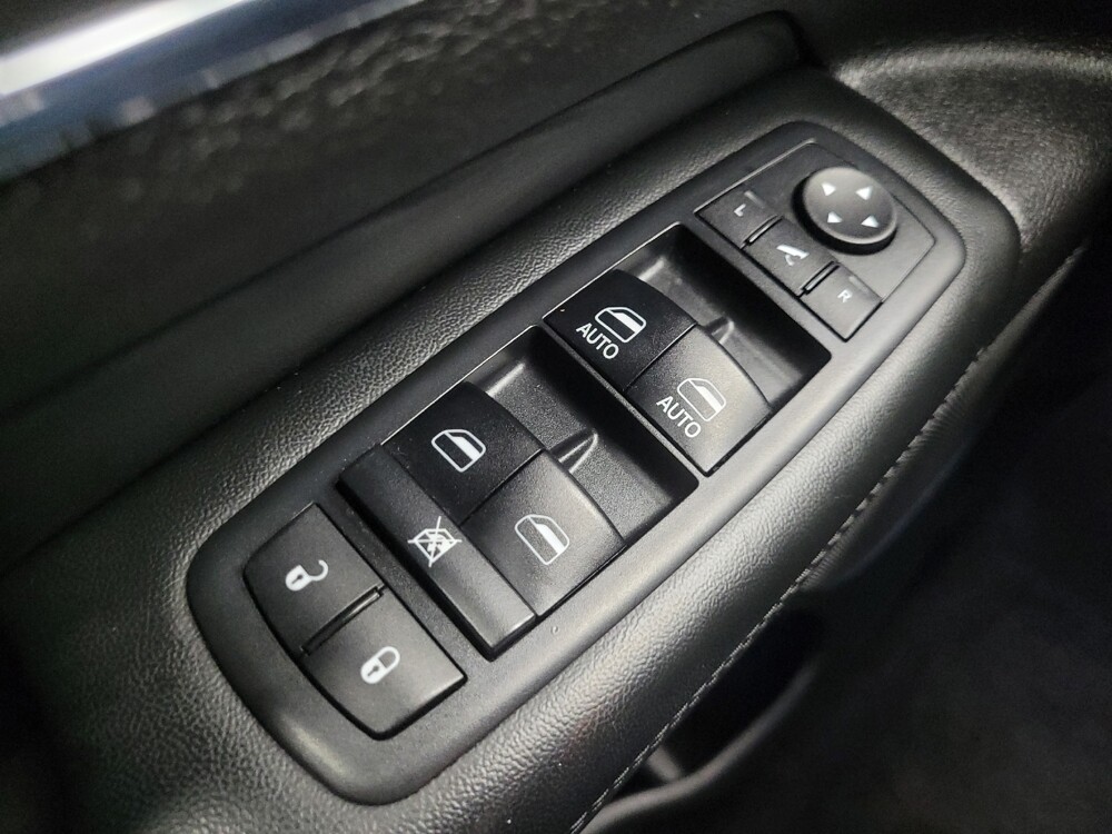 2018 Jeep Grand Cherokee in Indianapolis, IN 46219 - 18087038 27