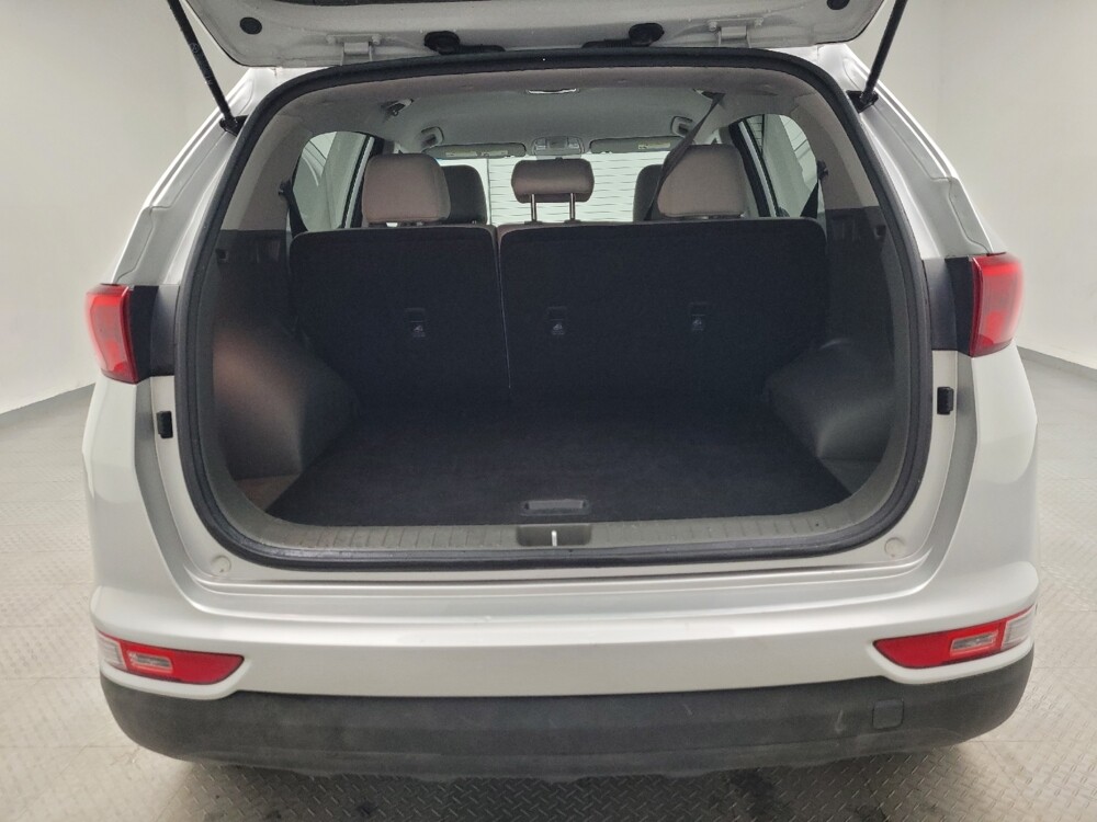 2019 Kia Sportage in Taylor, MI 48180 - 18087042 29