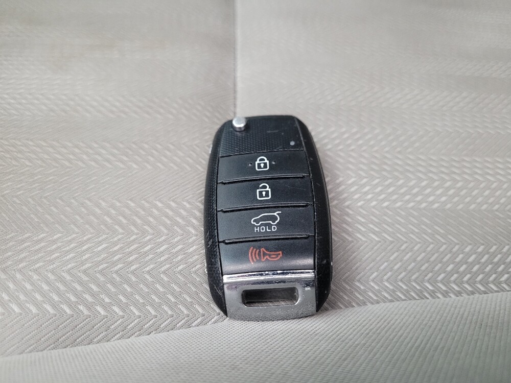 2019 Kia Sportage in Taylor, MI 48180 - 18087042 32