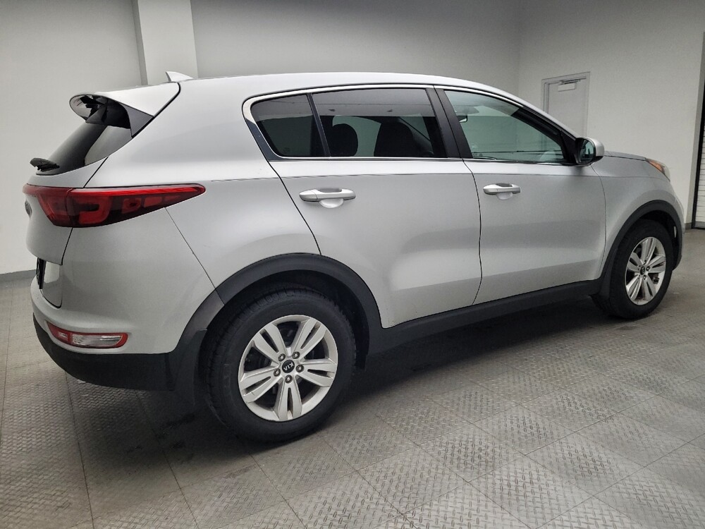 2019 Kia Sportage in Taylor, MI 48180 - 18087042 10