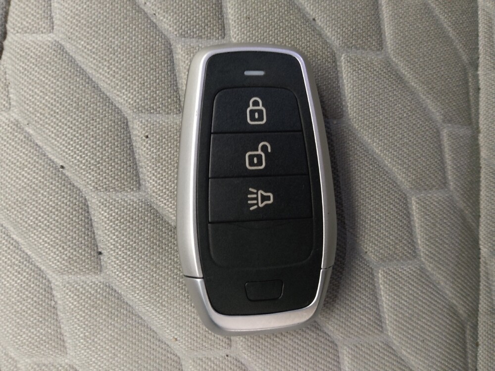 2019 Chevrolet Equinox in Taylor, MI 48180 - 18087043 32