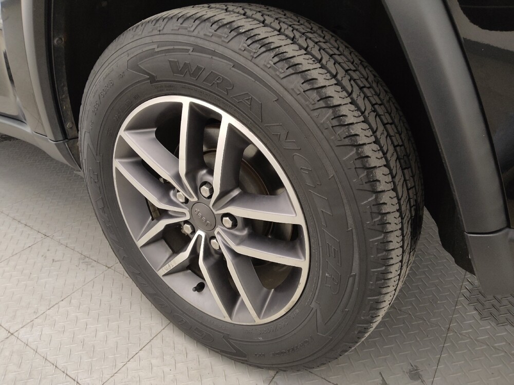 2022 Jeep Grand Cherokee in Baton Rouge, LA 70816 - 18087047 31