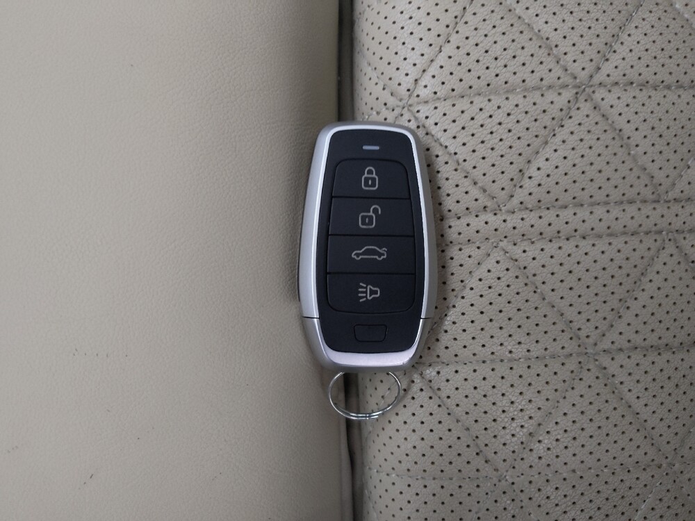 2018 Nissan Maxima in Gladstone, MO 64118 - 18087050 32