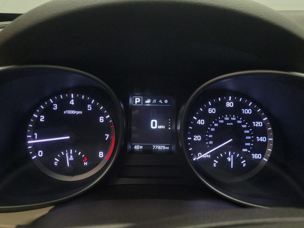 2017 Hyundai Santa Fe in Indianapolis, IN 46219 - 18087052 23