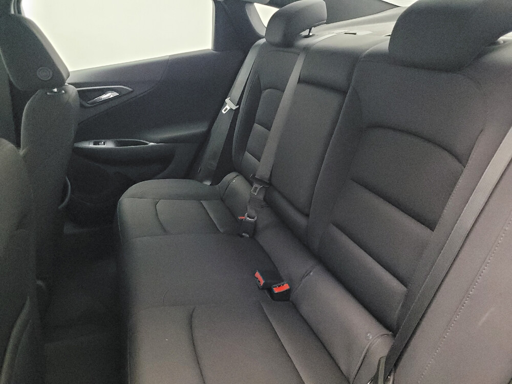 2022 Chevrolet Malibu in Orlando, FL 32808 - 18087055 18