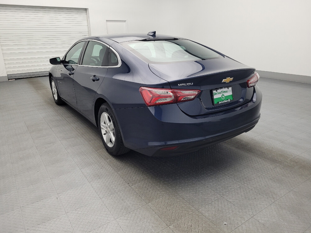 2022 Chevrolet Malibu in Orlando, FL 32808 - 18087055 5