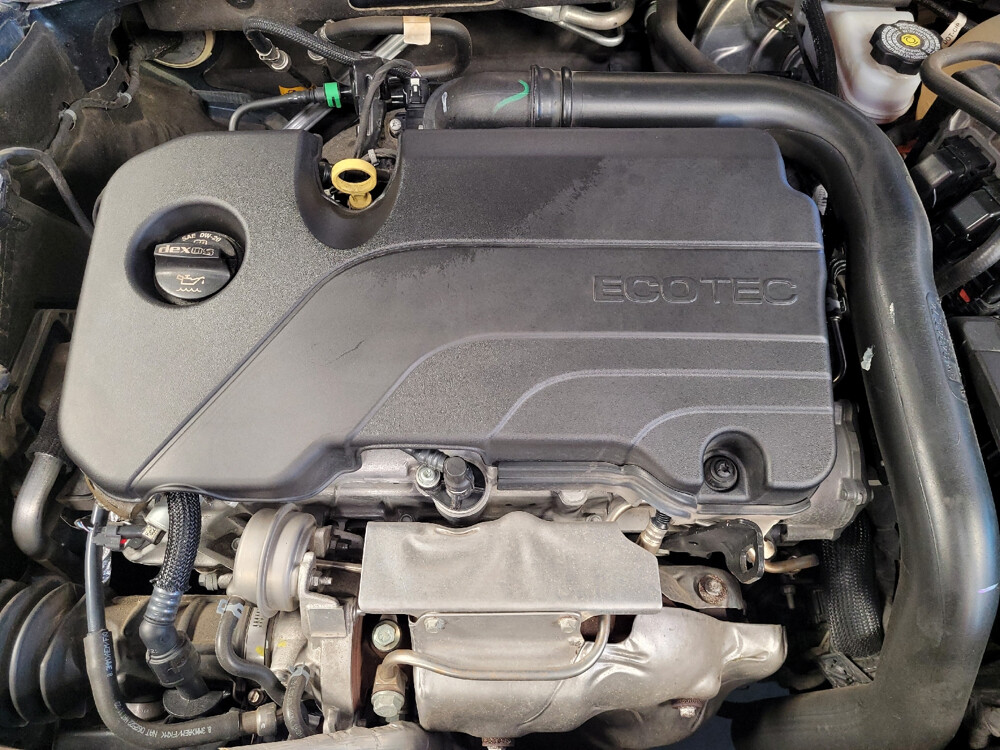 2022 Chevrolet Malibu in Orlando, FL 32808 - 18087055 30