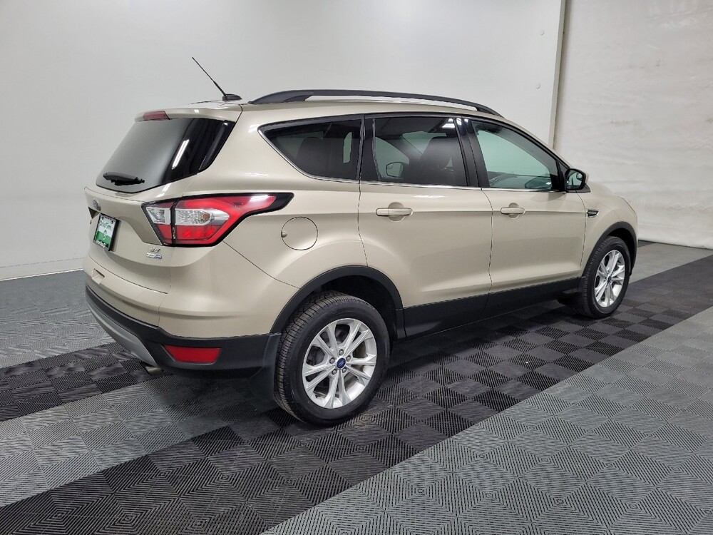 2018 Ford Escape in Pittsburgh, PA 15236 - 18087060 10