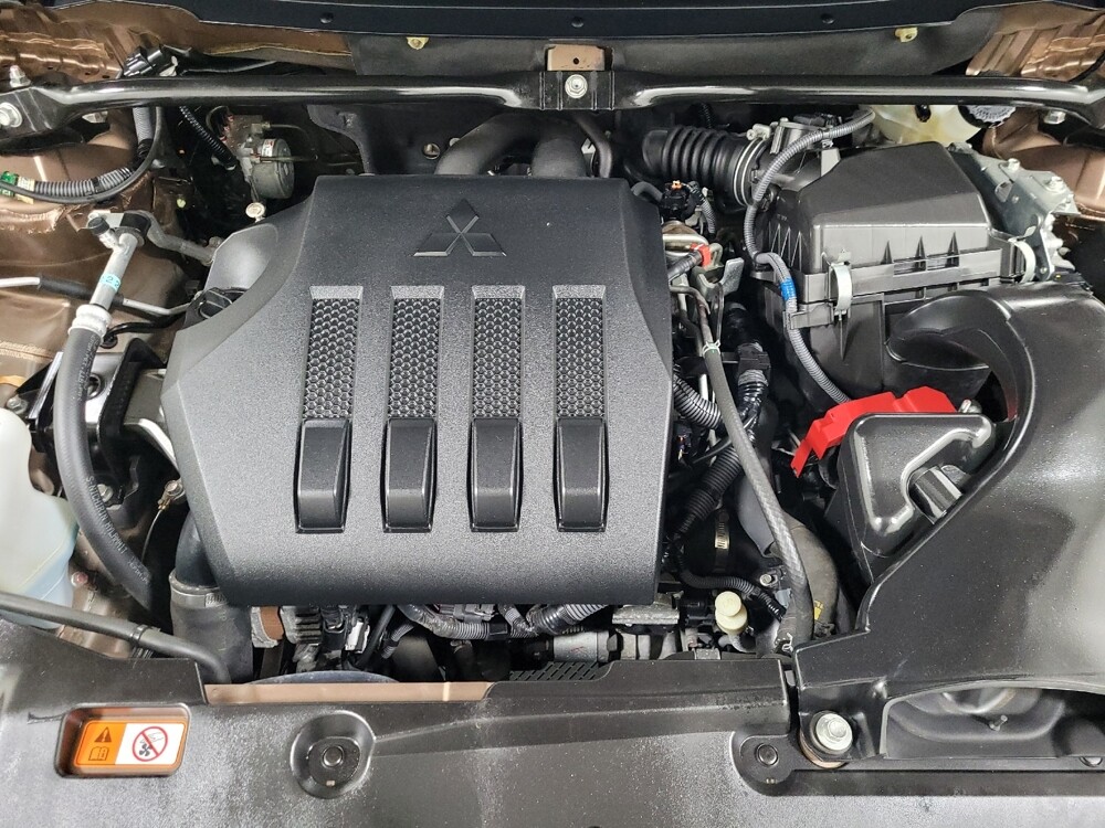 2018 Mitsubishi Eclipse Cross in Pittsburgh, PA 15236 - 18087062 30