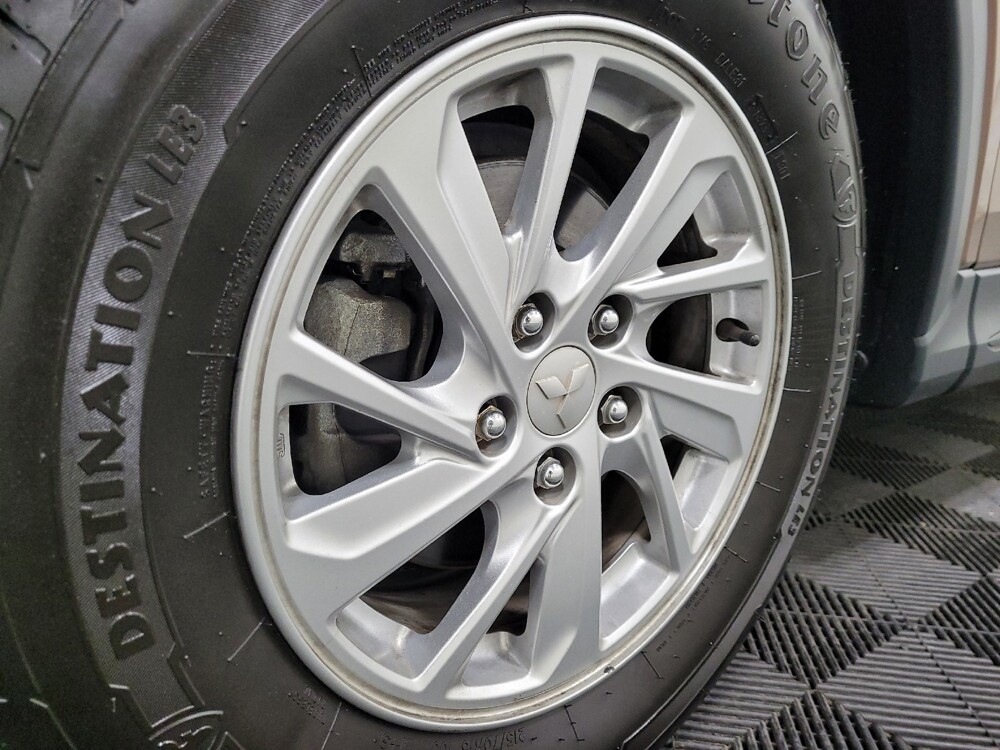 2018 Mitsubishi Eclipse Cross in Pittsburgh, PA 15236 - 18087062 31