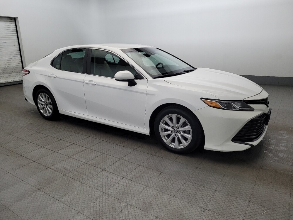 2018 Toyota Camry in New Castle, DE 19720 - 18087063 11
