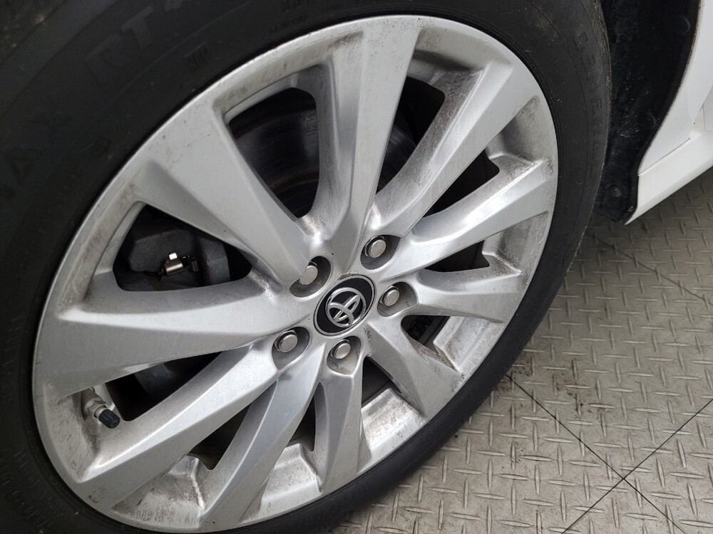 2018 Toyota Camry in New Castle, DE 19720 - 18087063 31