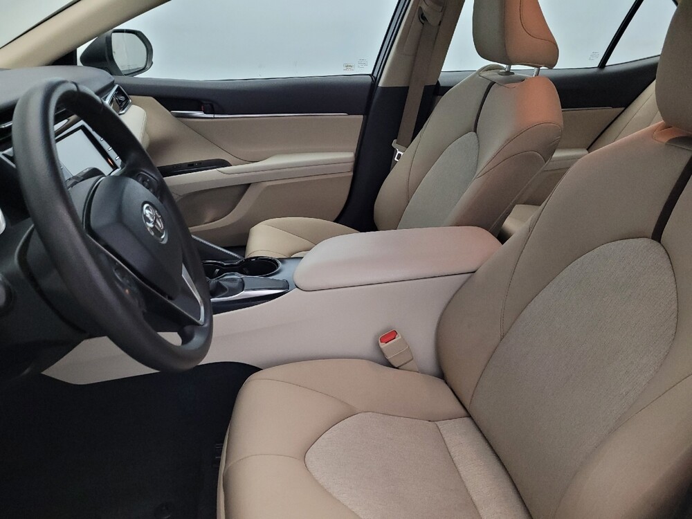 2018 Toyota Camry in New Castle, DE 19720 - 18087063 17