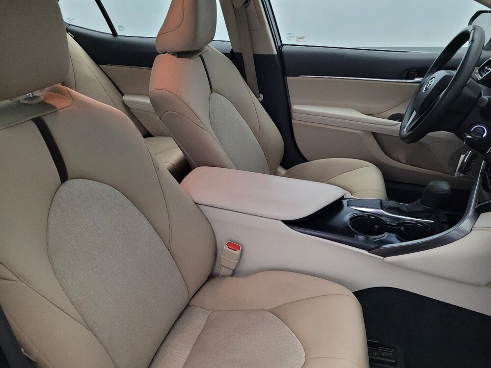 2018 Toyota Camry in New Castle, DE 19720 - 18087063 21