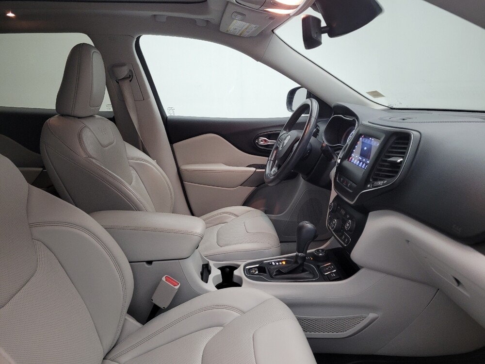 2020 Jeep Cherokee in Louisville, KY 40258 - 18087066 21