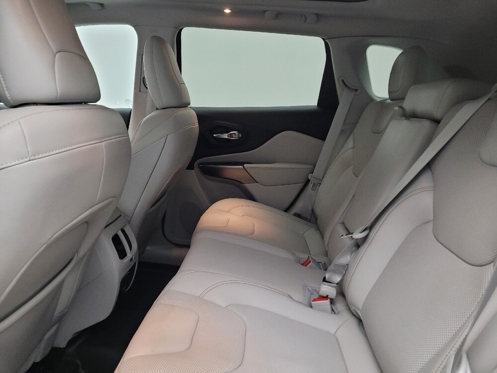 2020 Jeep Cherokee in Louisville, KY 40258 - 18087066 18