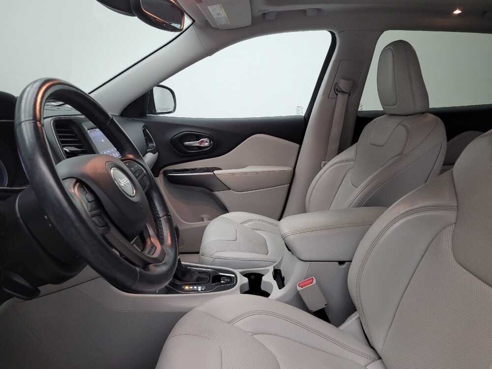 2020 Jeep Cherokee in Louisville, KY 40258 - 18087066 17