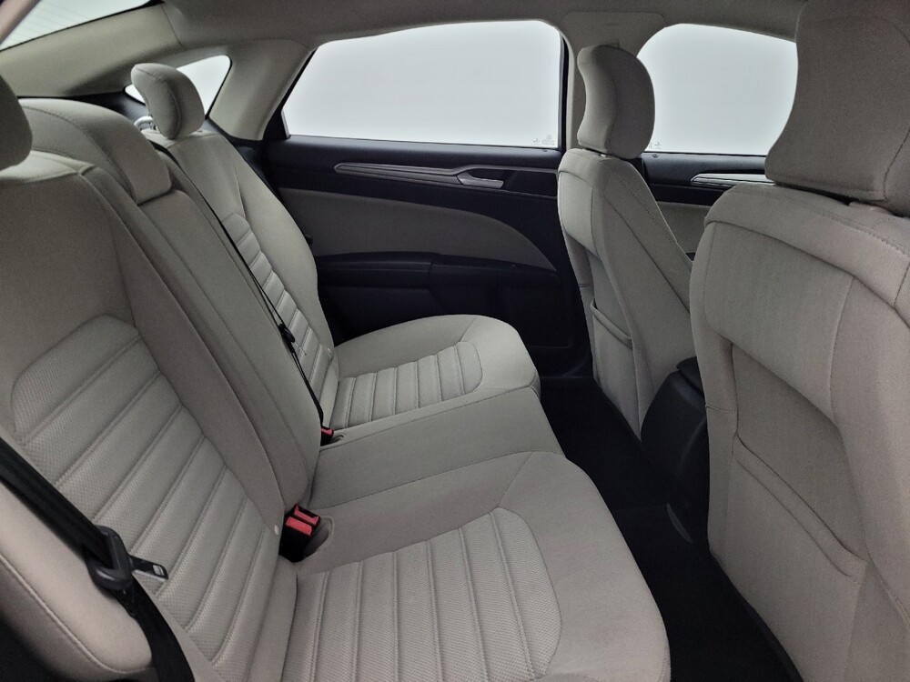 2017 Ford Fusion in Columbus, OH 43231 - 18087068 19