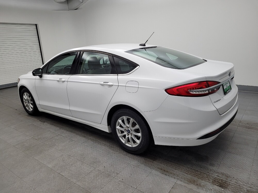 2017 Ford Fusion in Columbus, OH 43231 - 18087068 3