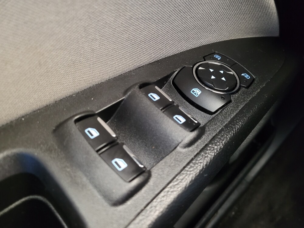 2017 Ford Fusion in Columbus, OH 43231 - 18087068 27