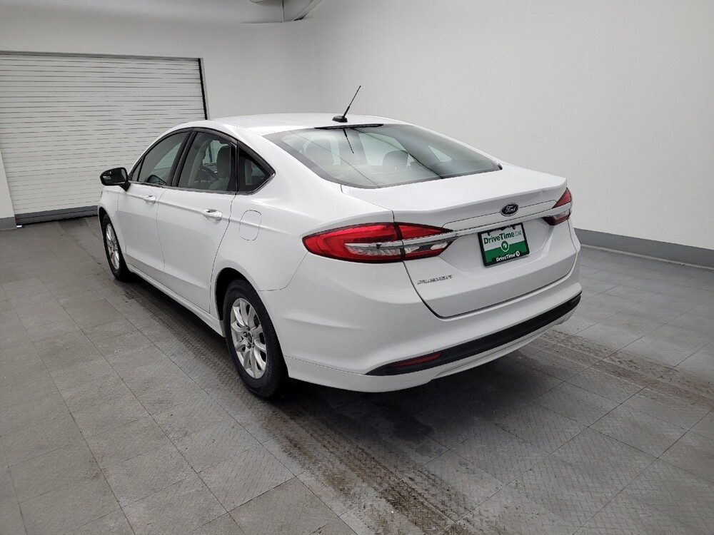 2017 Ford Fusion in Columbus, OH 43231 - 18087068 5