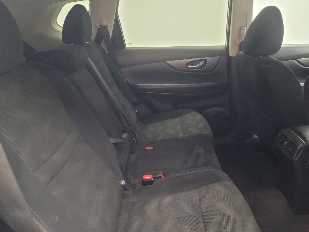 2015 Nissan Rogue in Highland, IN 46322 - 18087071 19