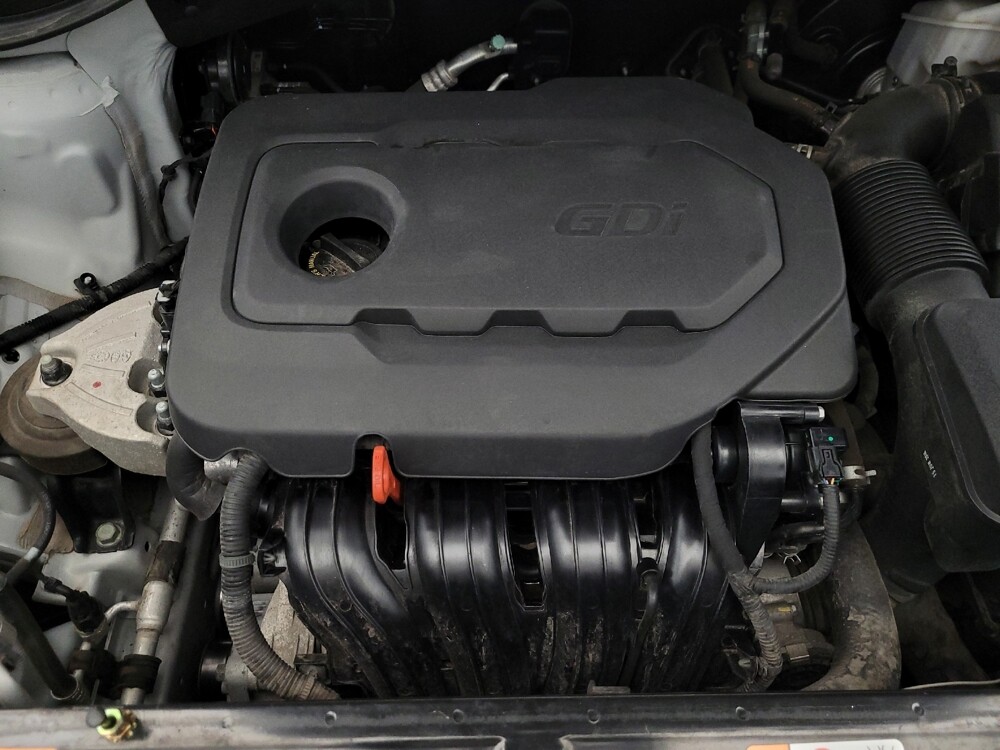 2017 Hyundai Santa Fe in Glendale, AZ 85301 - 18087074 30