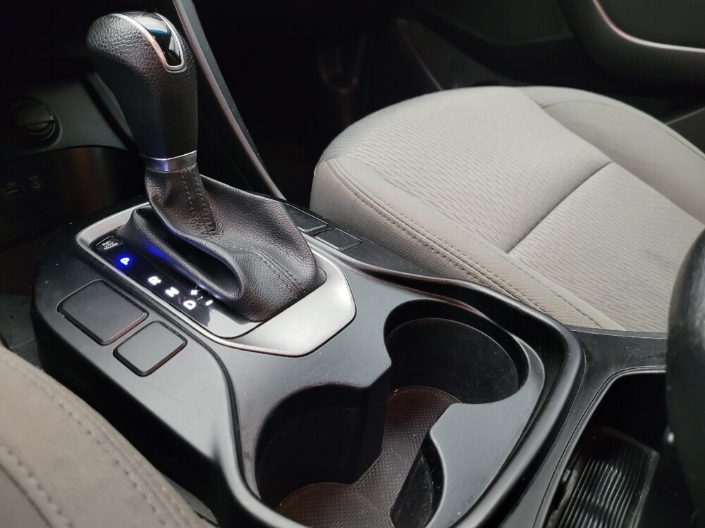 2017 Hyundai Santa Fe in Glendale, AZ 85301 - 18087074 26