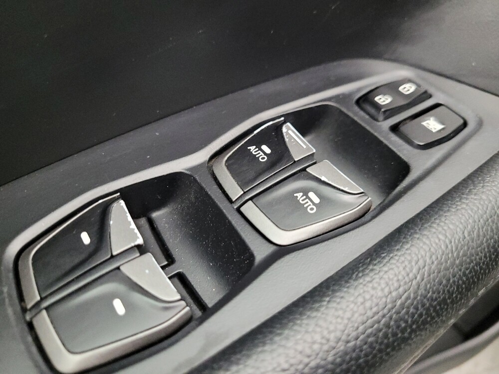 2017 Hyundai Santa Fe in Glendale, AZ 85301 - 18087074 27