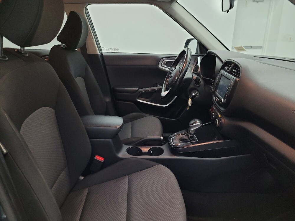 2020 Kia Soul in Phoenix, AZ 85015 - 18087076 21