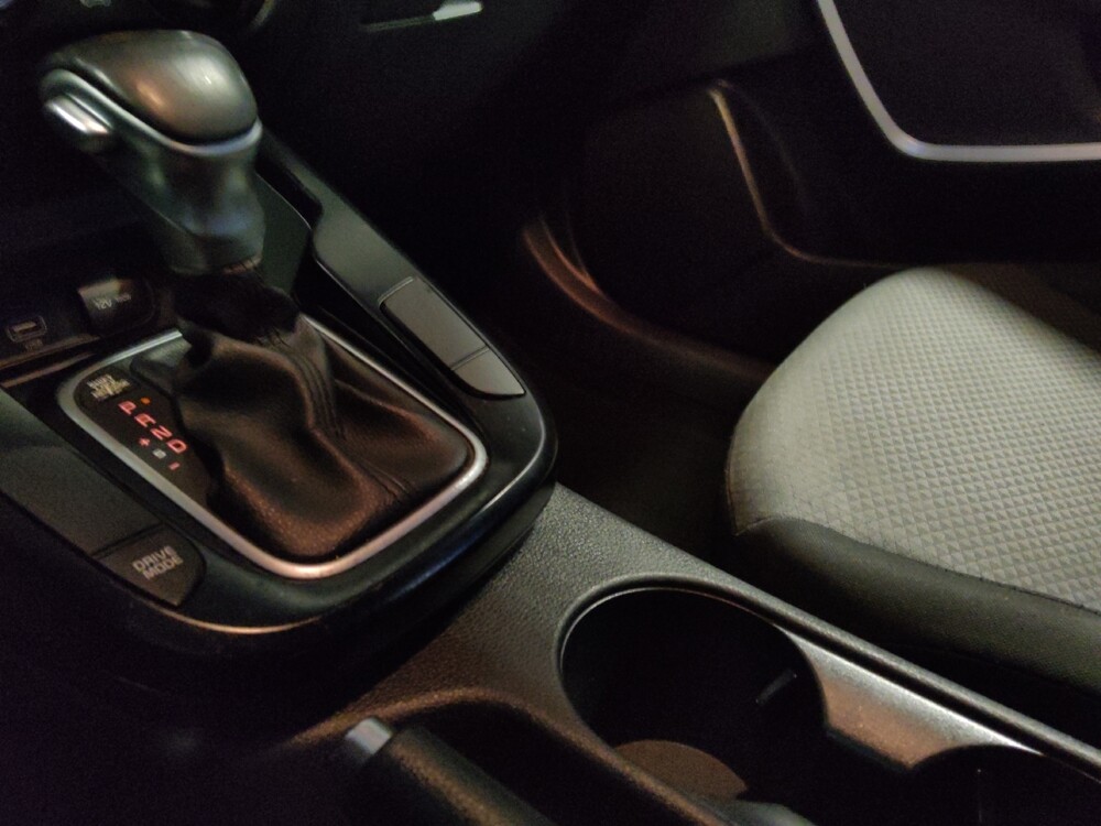 2020 Kia Soul in Phoenix, AZ 85015 - 18087076 26