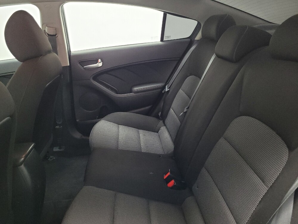 2017 Kia Forte in Las Vegas, NV 89102 - 18087077 18