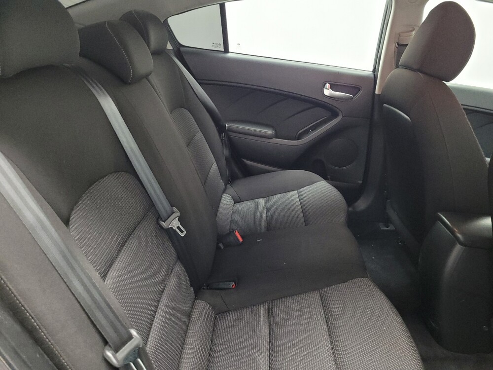2017 Kia Forte in Las Vegas, NV 89102 - 18087077 19