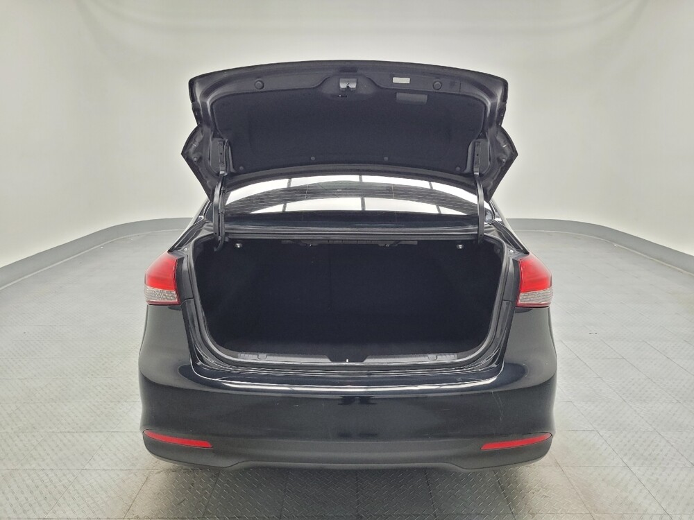 2017 Kia Forte in Las Vegas, NV 89102 - 18087077 29