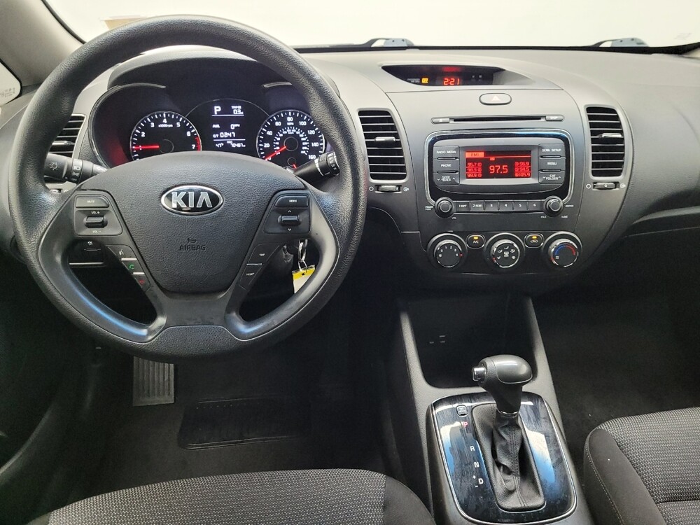 2017 Kia Forte in Las Vegas, NV 89102 - 18087077 22