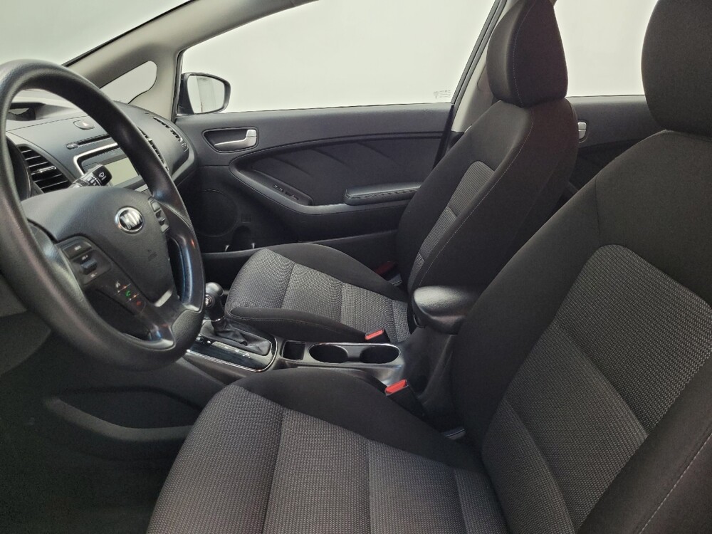 2017 Kia Forte in Las Vegas, NV 89102 - 18087077 17