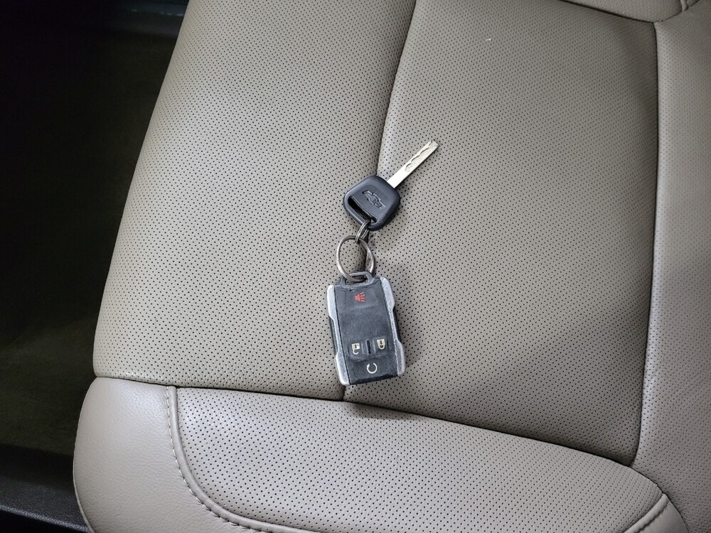 2015 Chevrolet Silverado 1500 in Pittsburgh, PA 15237 - 18087087 32