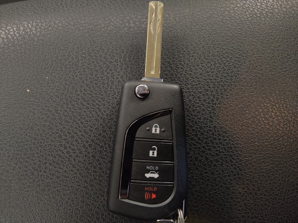 2021 Toyota Camry in Jackson, MS 39211 - 18087089 32