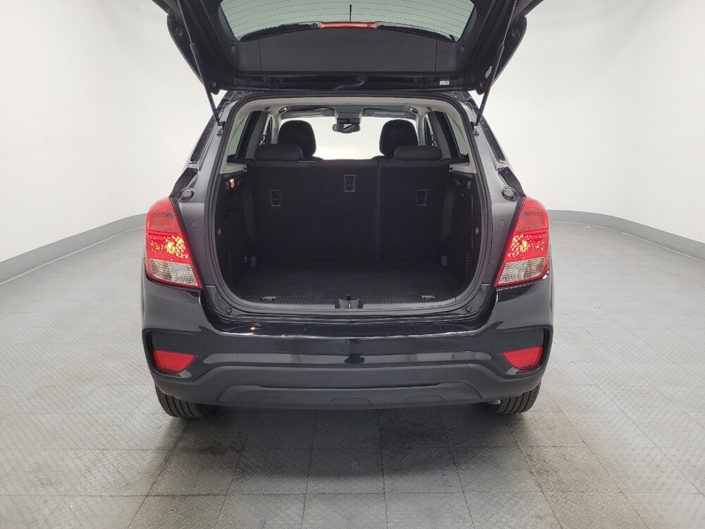 2020 Chevrolet Trax in Las Vegas, NV 89104 - 18087092 29