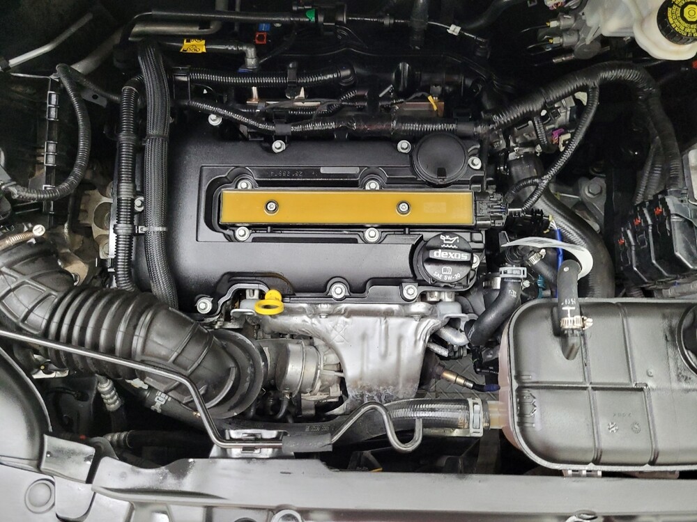 2020 Chevrolet Trax in Las Vegas, NV 89104 - 18087092 30