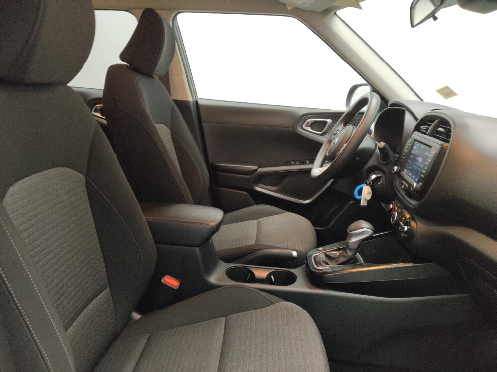 2021 Kia Soul in Jackson, MS 39211 - 18087095 21
