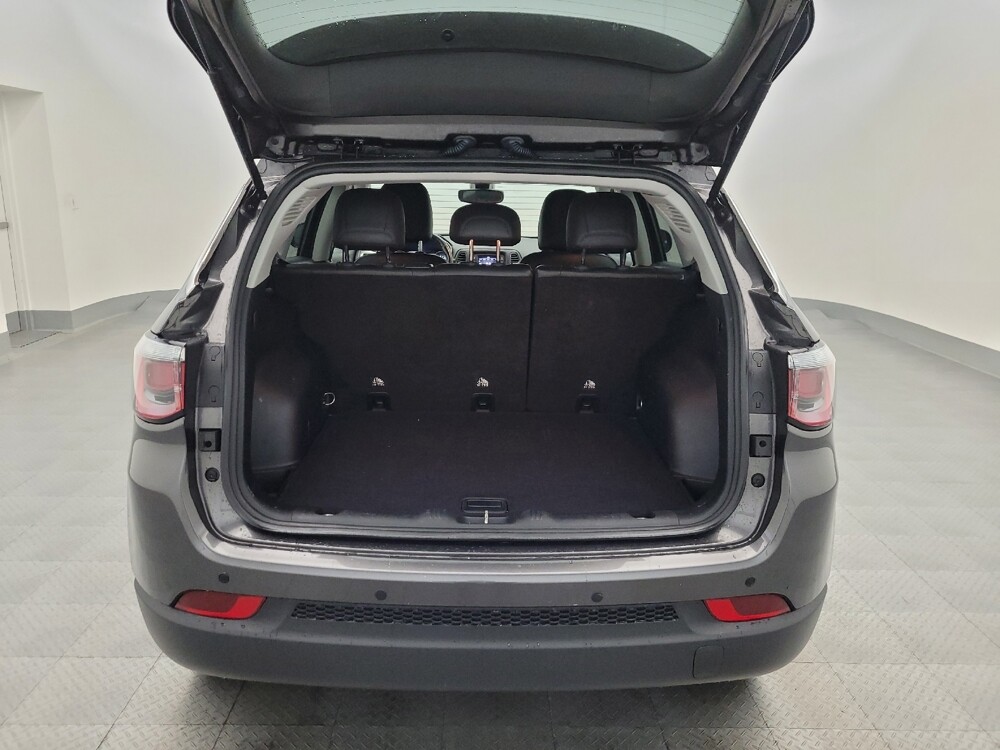 2018 Jeep Compass in Phoenix, AZ 85022 - 18087097 29