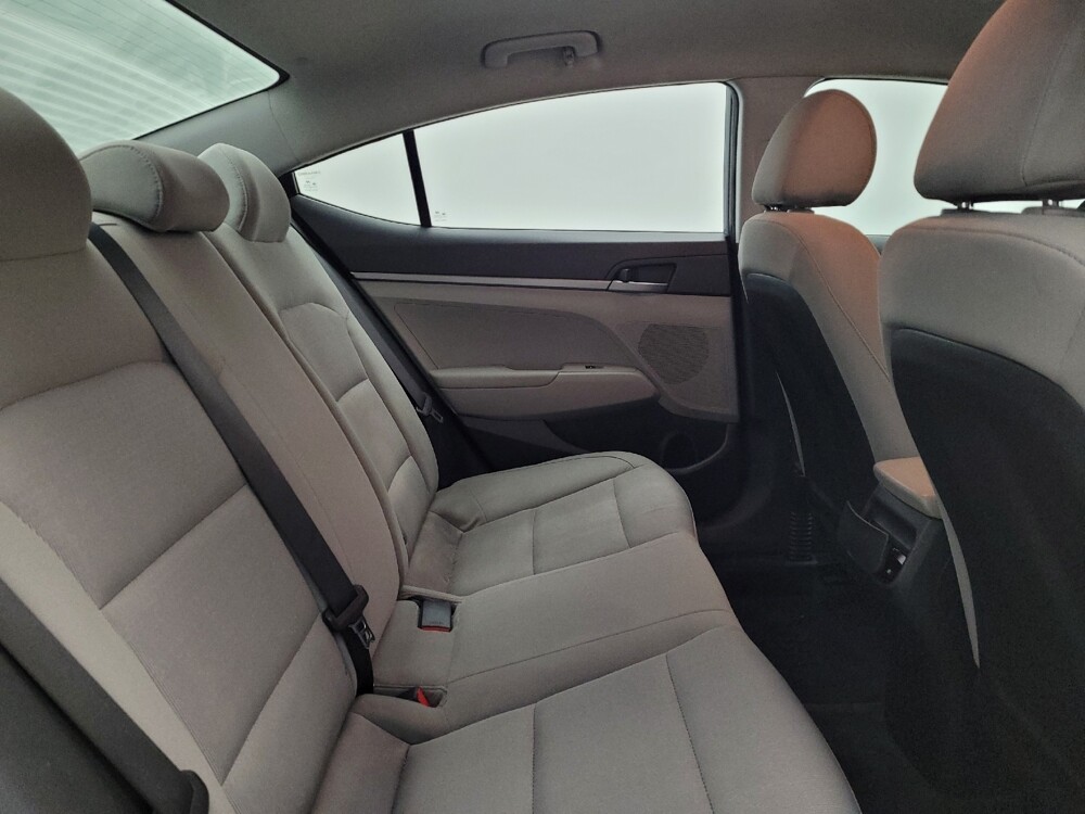 2017 Hyundai Elantra in Columbus, OH 43228 - 18087100 19