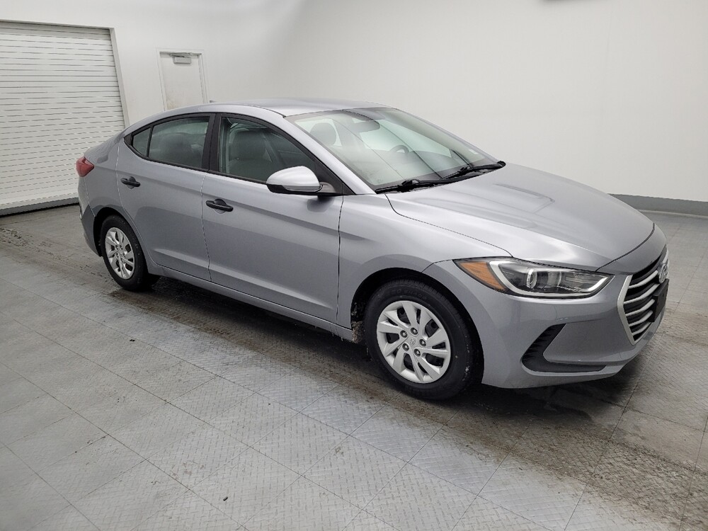 2017 Hyundai Elantra in Columbus, OH 43228 - 18087100 11