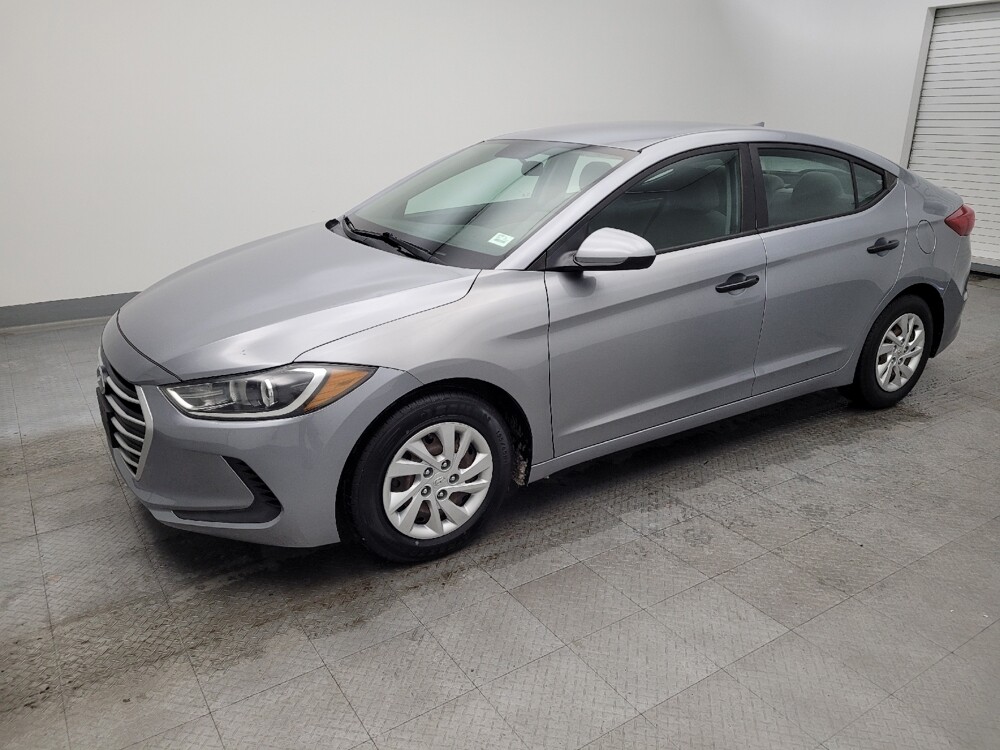 2017 Hyundai Elantra in Columbus, OH 43228 - 18087100 2