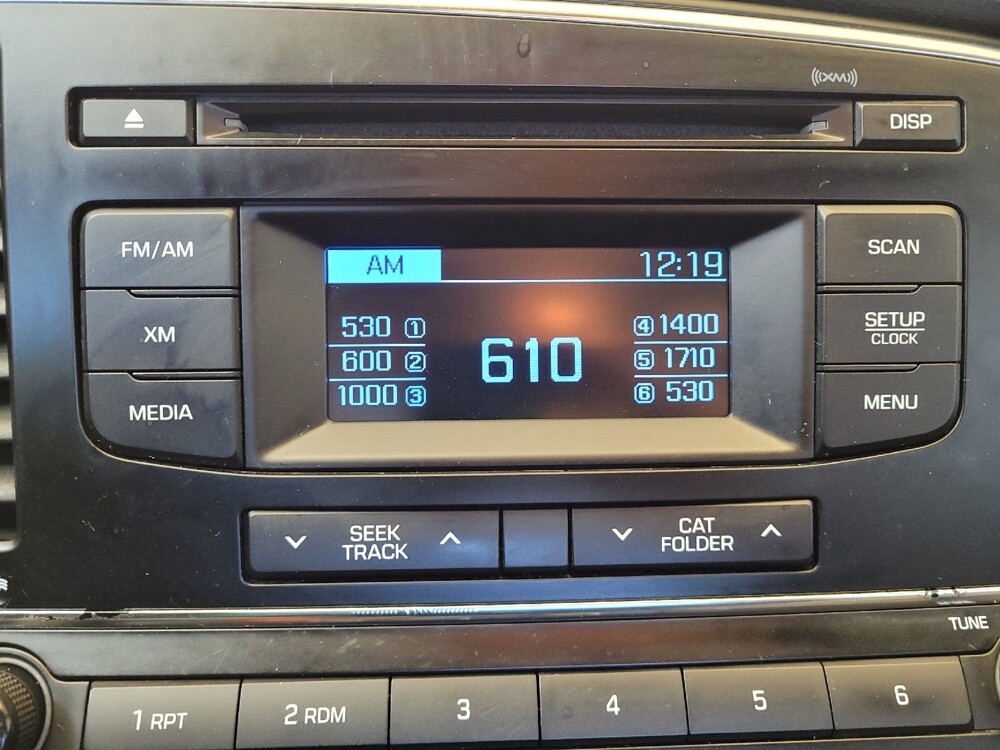 2017 Hyundai Elantra in Columbus, OH 43228 - 18087100 25